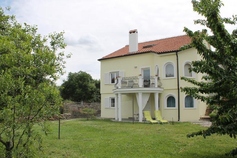 Mandolina Apartment